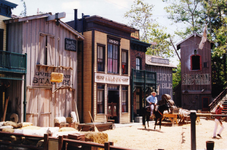 Western_Set_Universal_Studio